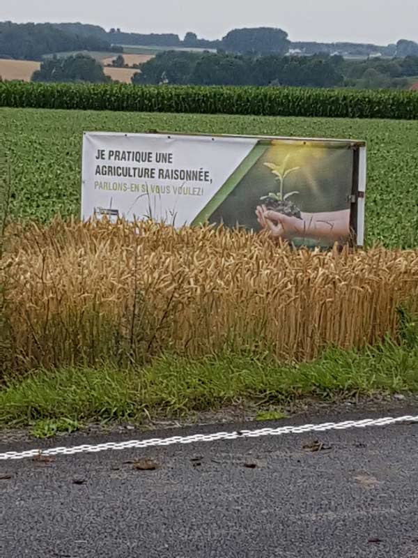 Campagne d’affichage " Oh, la bâche: stop à l’agribashing "