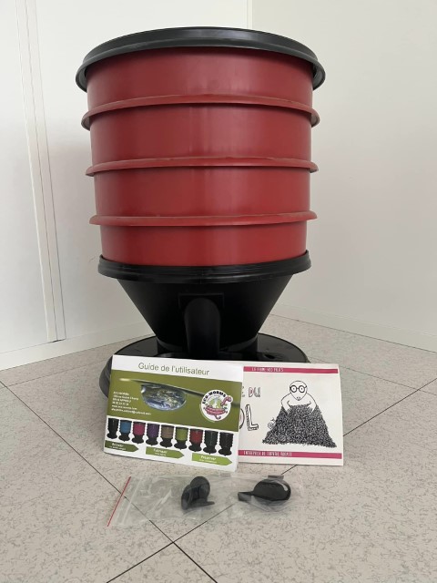 Echo worms lombricomposteur 3 tamis, pour intérieur ou balcon de 50l avec accessoires